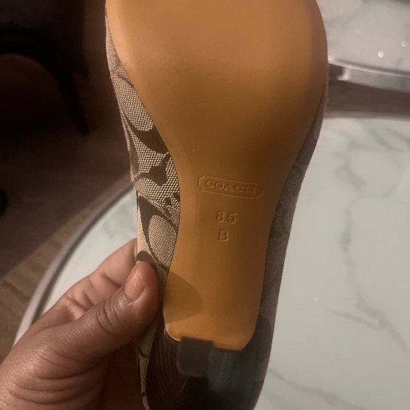 Coach##Never Worn*** Coach shoes - Picture 5 of 6